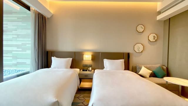 Standard Room, 2 Twin Beds, City View
