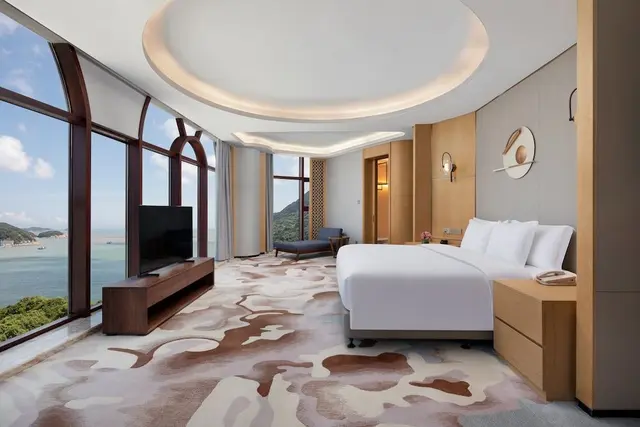 Suite (Panoramic)