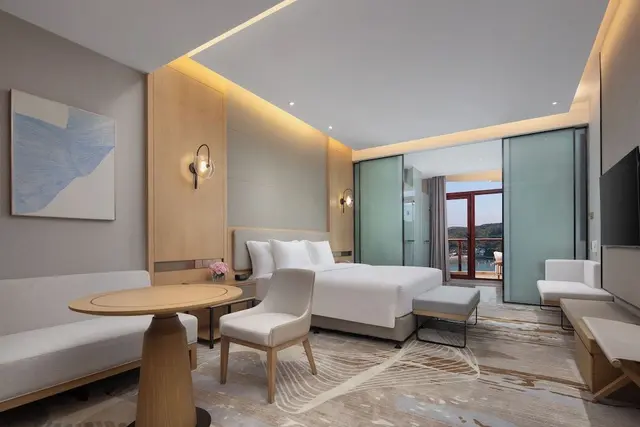 Standard Room, 1 King Bed, Harbor View