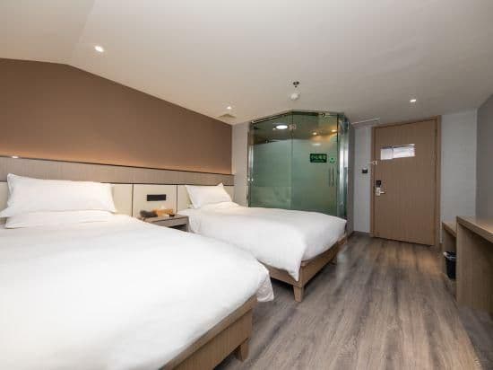 Guestroom (2 beds)
