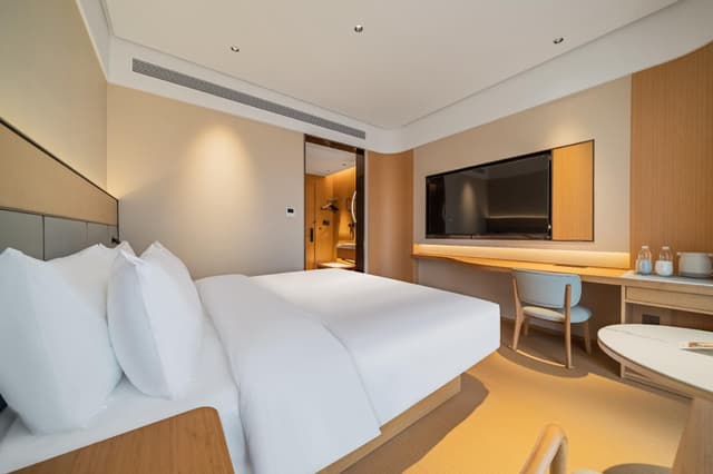 Huazhu - Superior BedRoom