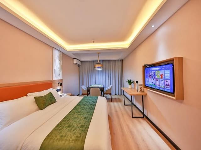 GTI - Guest Room, Chess
