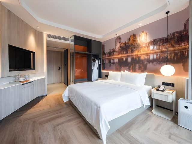 Superior King Room