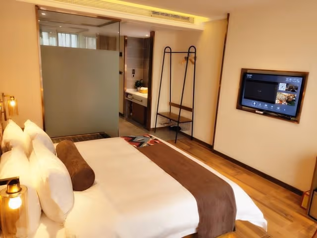 James Joyce - Chunxiang Bed Room