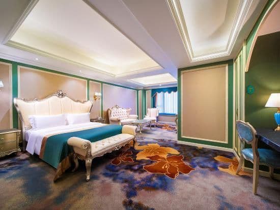 Boutique Mini Room (Double Bed) (Fridge)