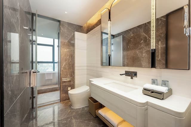Suite, 1 Bedroom, City View