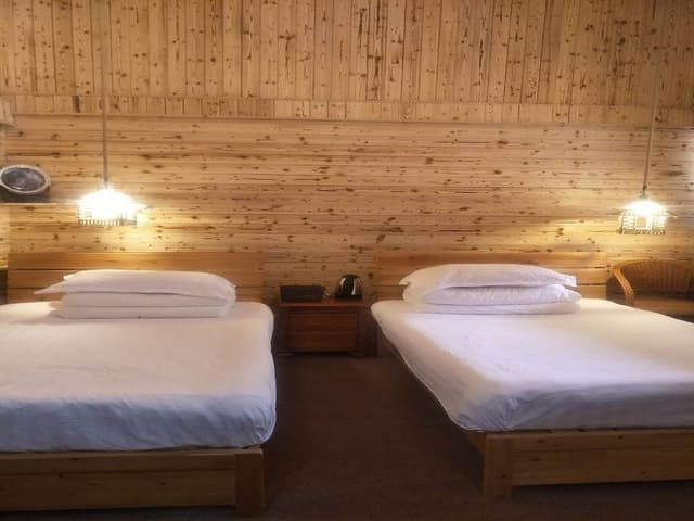 Luxury Loft, 1 Bedroom, Hill View
