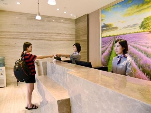 โรงแรมลาว็องด์ จ้านเจียง ซูเหวิน เทียนหยุนหุย (Lavande Hotels Zhanjiang Xuwen Tianrunhui)1