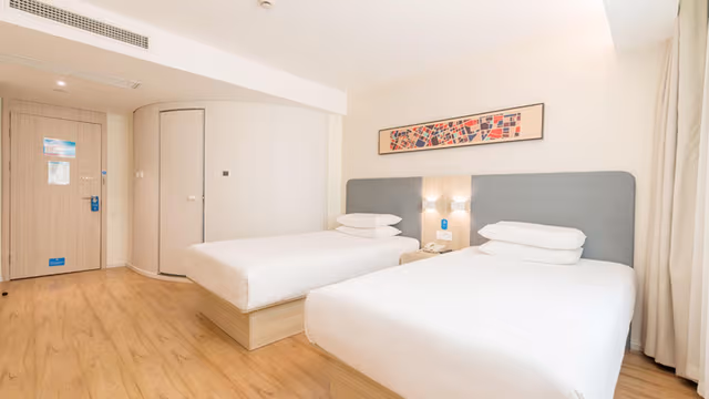 Huazhu - Twin Room A