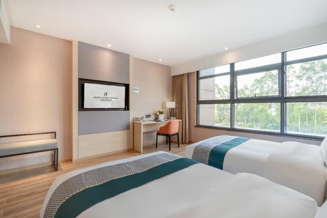 Twin Superior Room