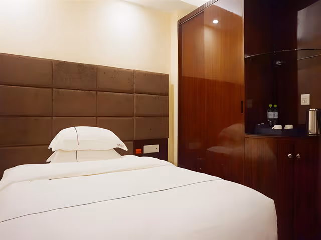 Dossen - Business Bed Room