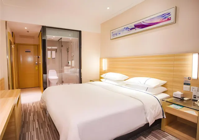 Business Queen Room
