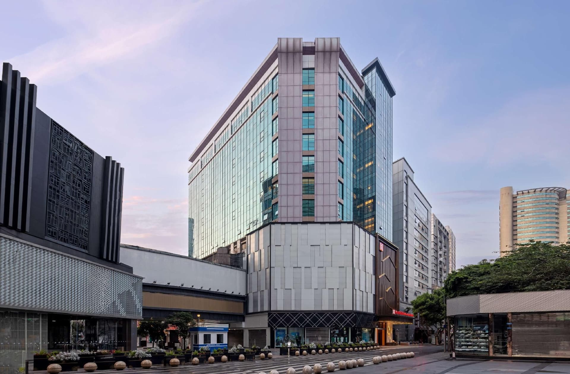 Hilton Garden Inn Chengdu Chunxi Road Center Hilton Garden Inn Chengdu Chunxi Road Center