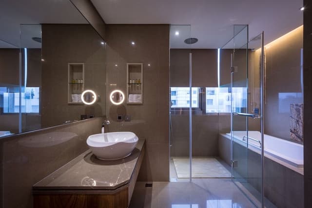 Luxury King Room