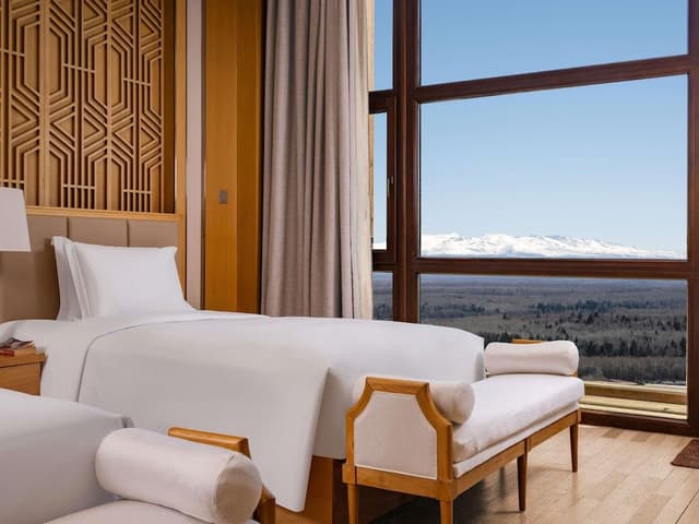 Executive Room, 2 Twin Beds, Mountain View