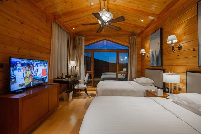 Swiss, Villa, Multiple Beds, Mountain View