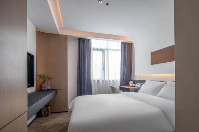 Select Bed Room