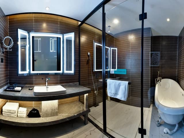 Xana - G Bed Room