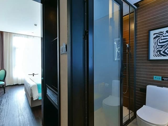 Xana - Deluxe Bed Room