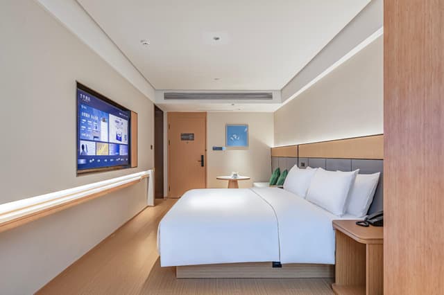 Huazhu - Superior BedRoom