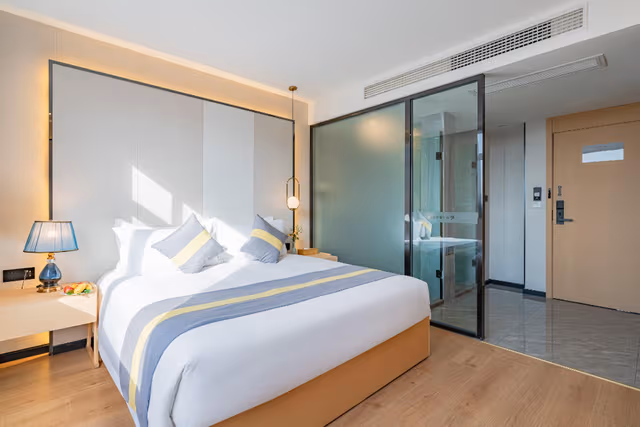 Rezen - View 1 Bed Room