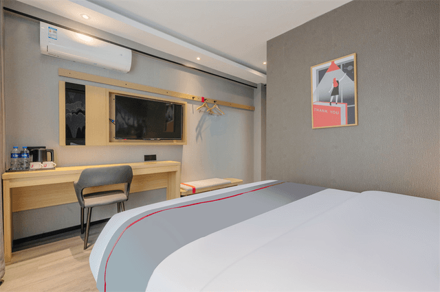 Standand Queen Room