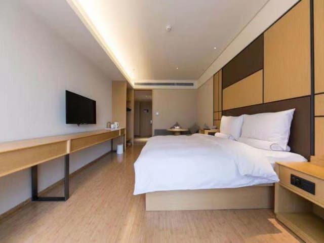 Zero Pressure Superior Queen Room