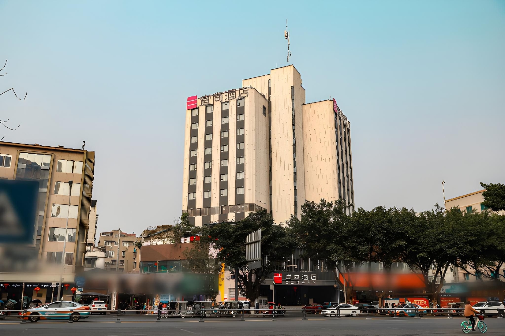 โรงแรมอีชาร์ม เมียนหยาง ฉางหงอเวนิว ไคเต๋อพลาซ่า (Echarm Hotel Mianyang Changhong Avenue Kaide Plaza)0