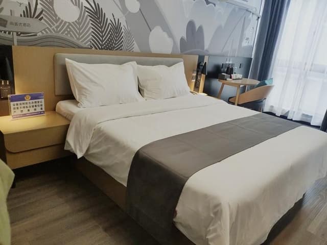 Superior Room Queen