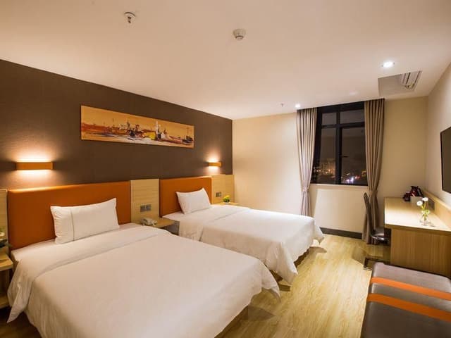 IU Compact U - Comfort Twin Room