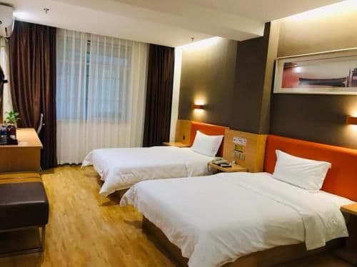 Featured Twin Room