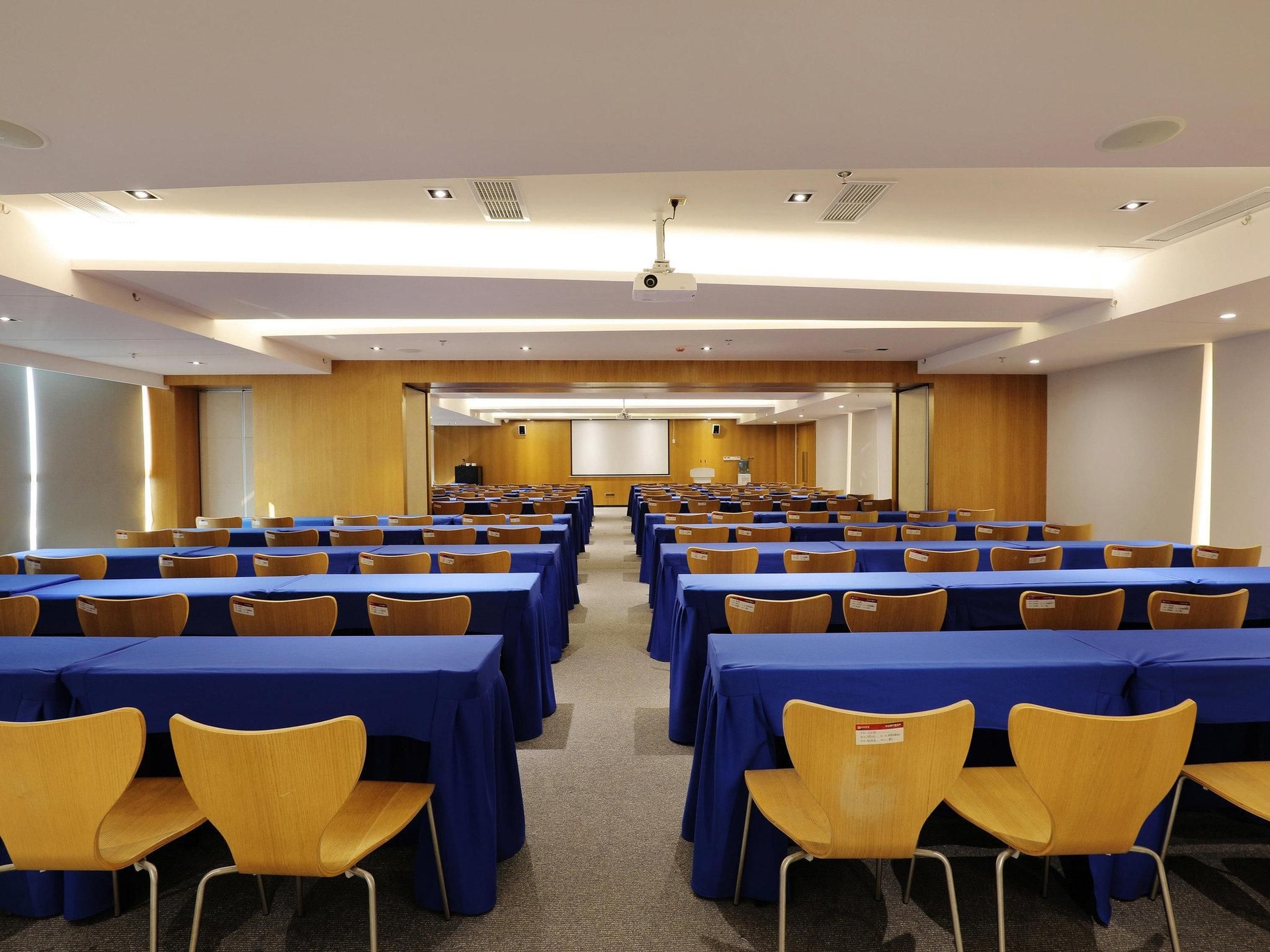 โรงแรมไอบิส ตูเจียงเอียน (Ibis Dujiangyan Hotel)3
