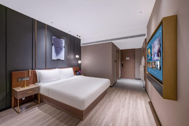 Huazhu - Superior BedRoom