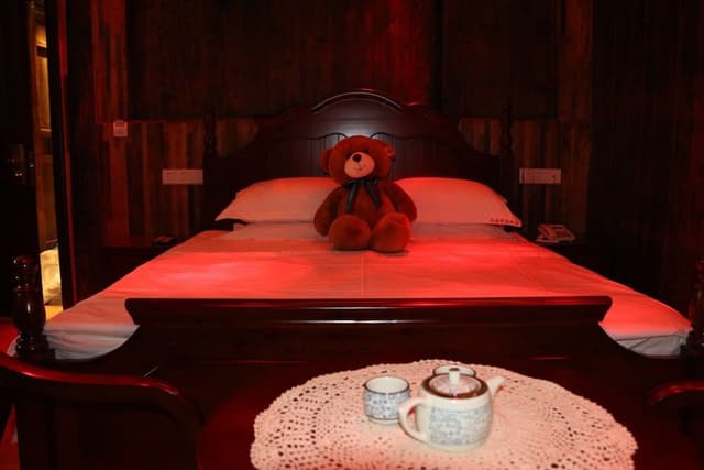 Elite Room