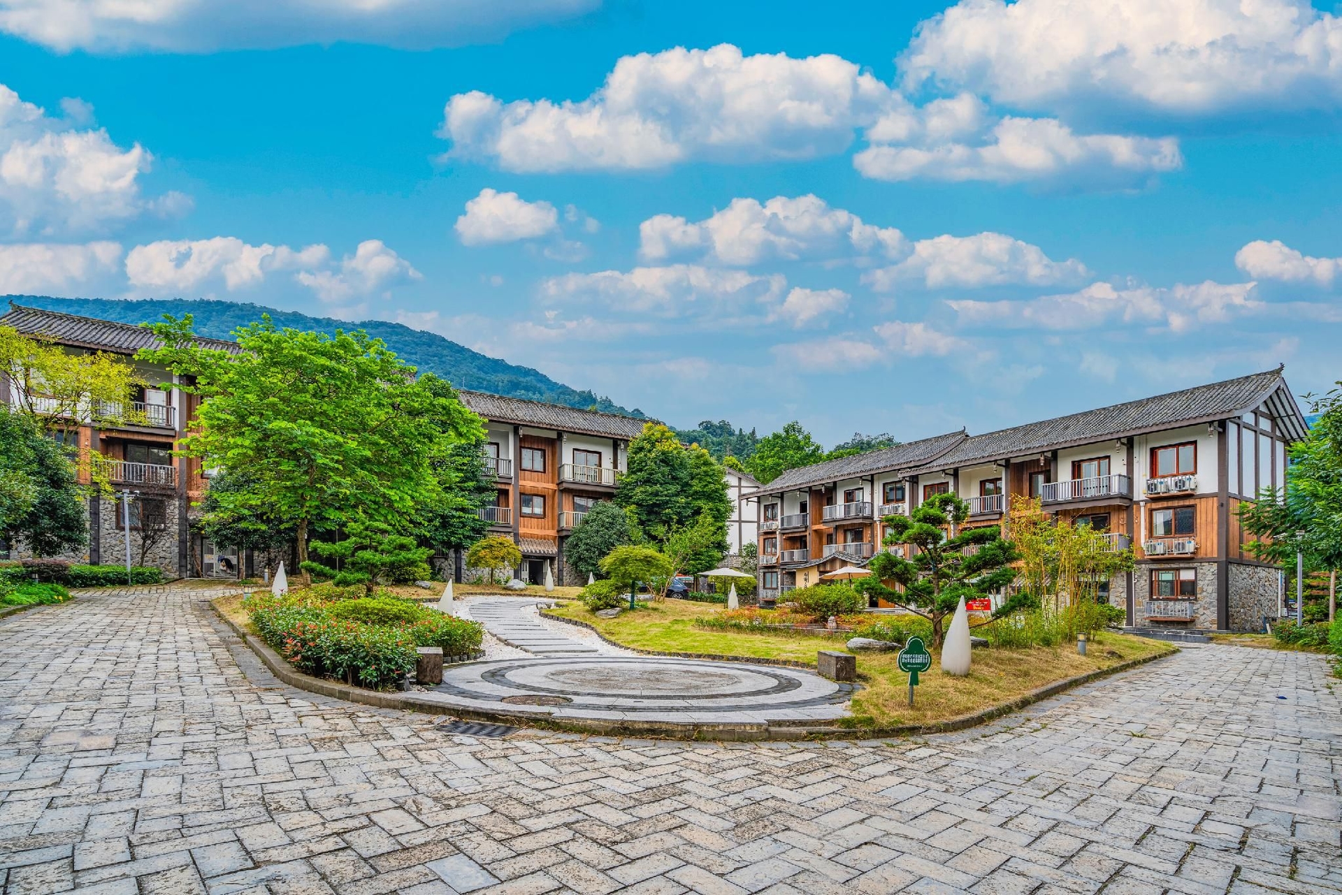 โรงแรมรีเซน รีทรีต จวนลาน ศูนย์บริการนักท่องเที่ยวจุดชมวิวภูเขาเอ๋อเหม่ย (Rezen Retreat Juanlan Hotel Mount Emei Scenic Spot Tourist Center)3