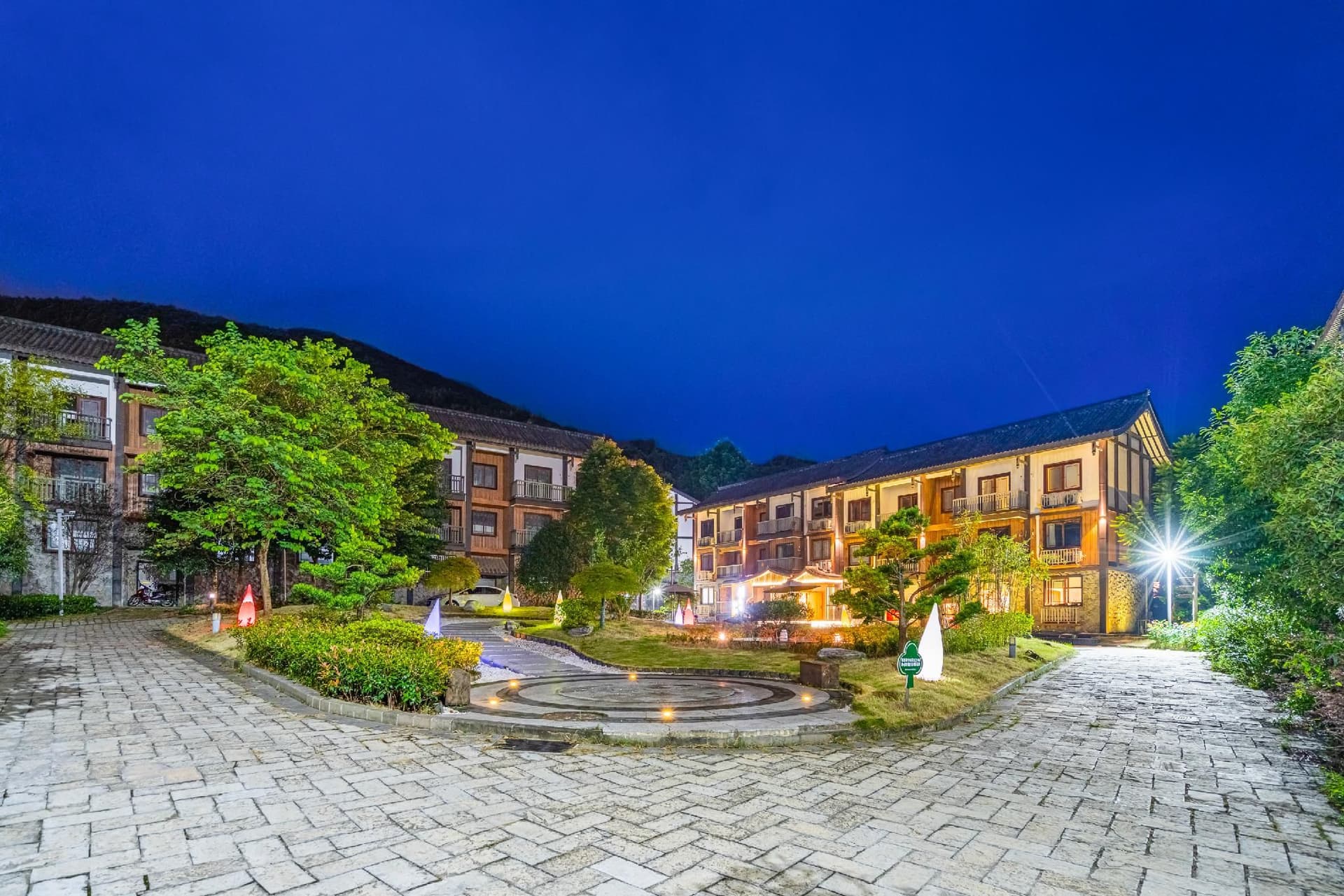 Rezen Retreat Juanlan Hotel Mount Emei Scenic Spot Tourist Center Rezen Retreat Juanlan Hotel Mount Emei Scenic Spot Tourist Center