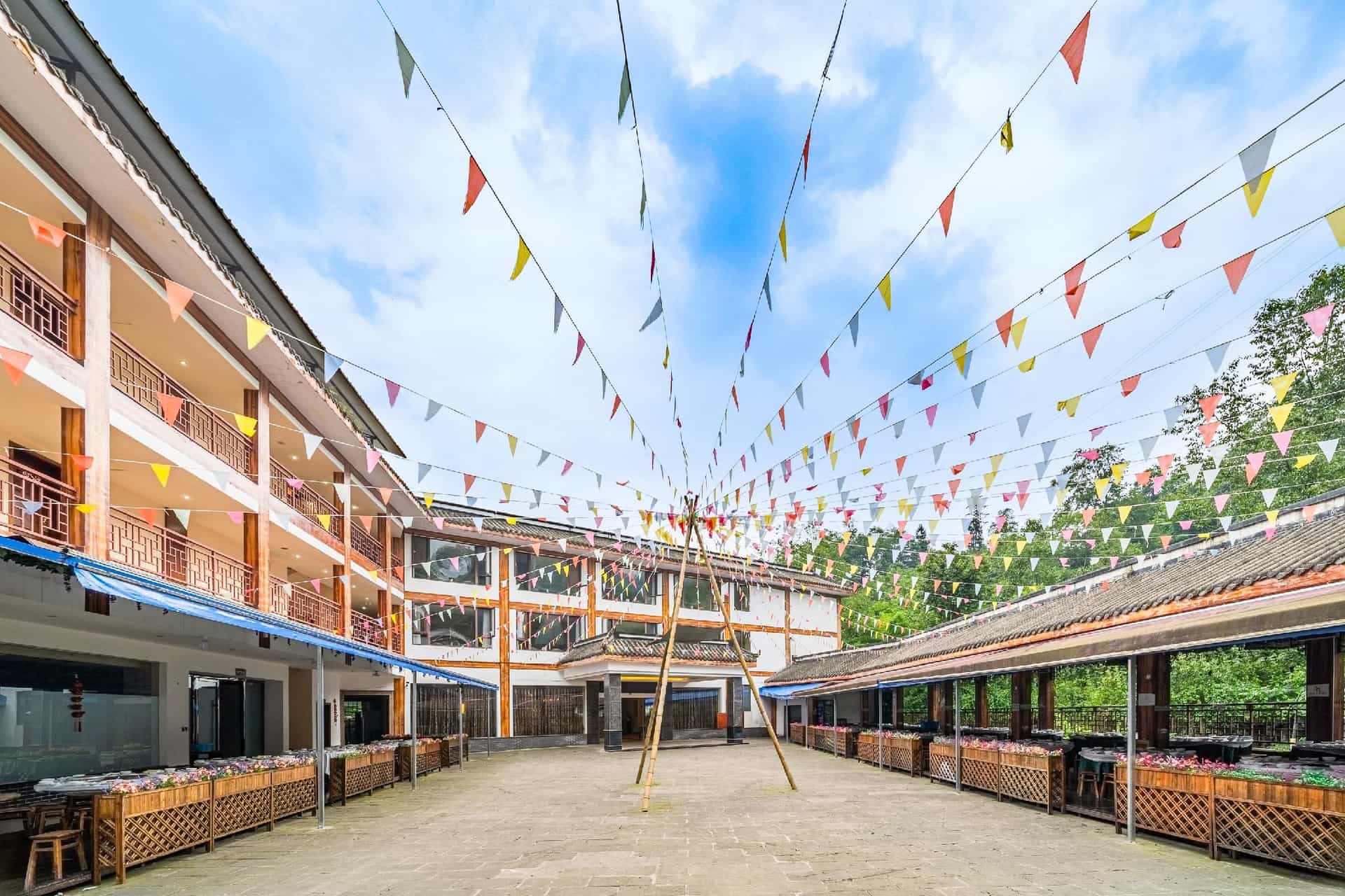 Care U Well Hotel Emeishan Wanxianglou Care U Well Hotel Emeishan Wanxianglou