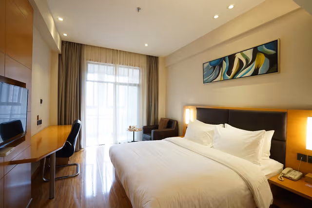 Huazhu - Superior BedRoom