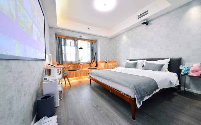 Exquisite Queen Room