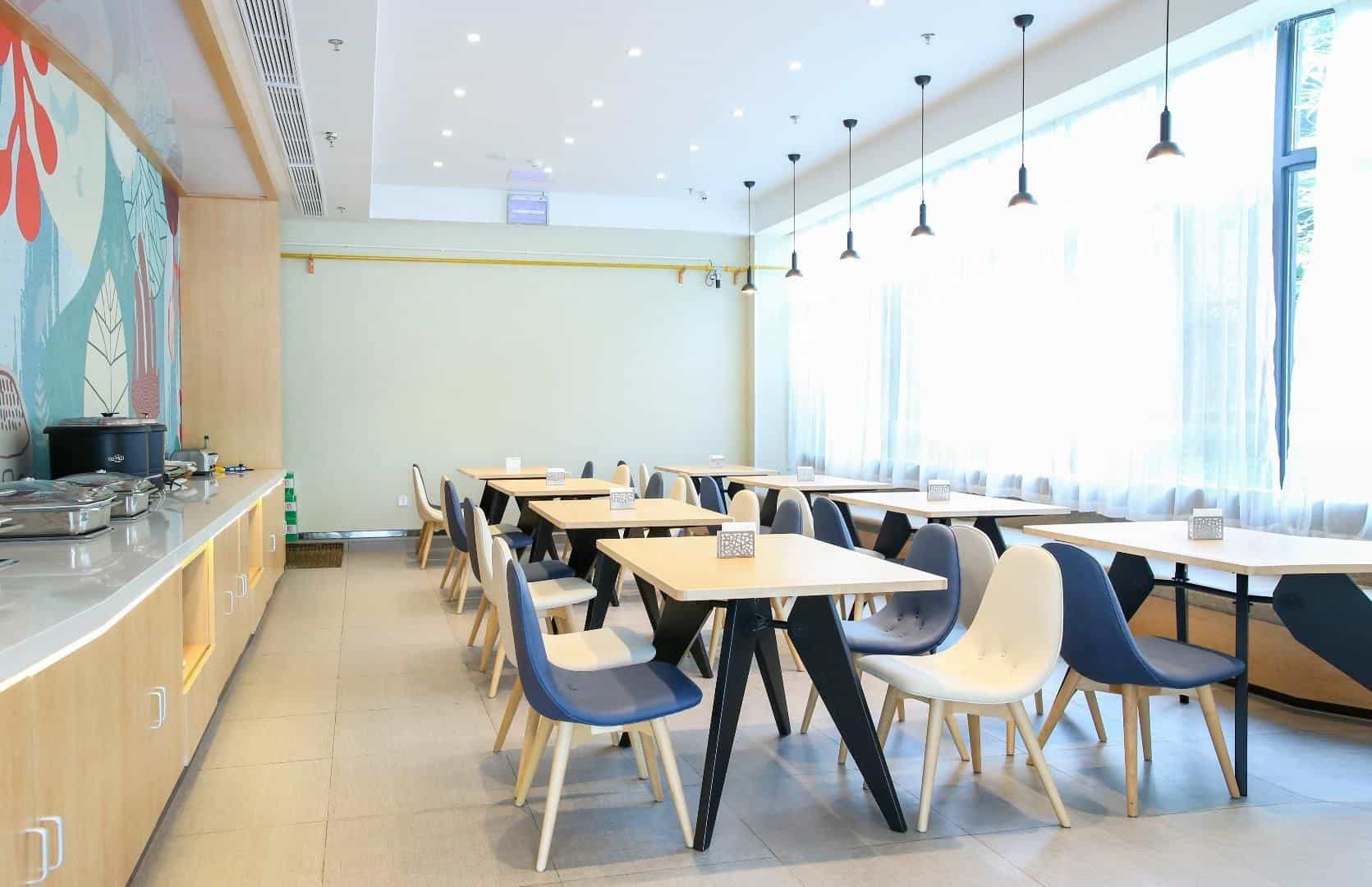 Hanting Hotel Yibin Gaoxian Municipal Plaza Hanting Hotel Yibin Gaoxian Municipal Plaza