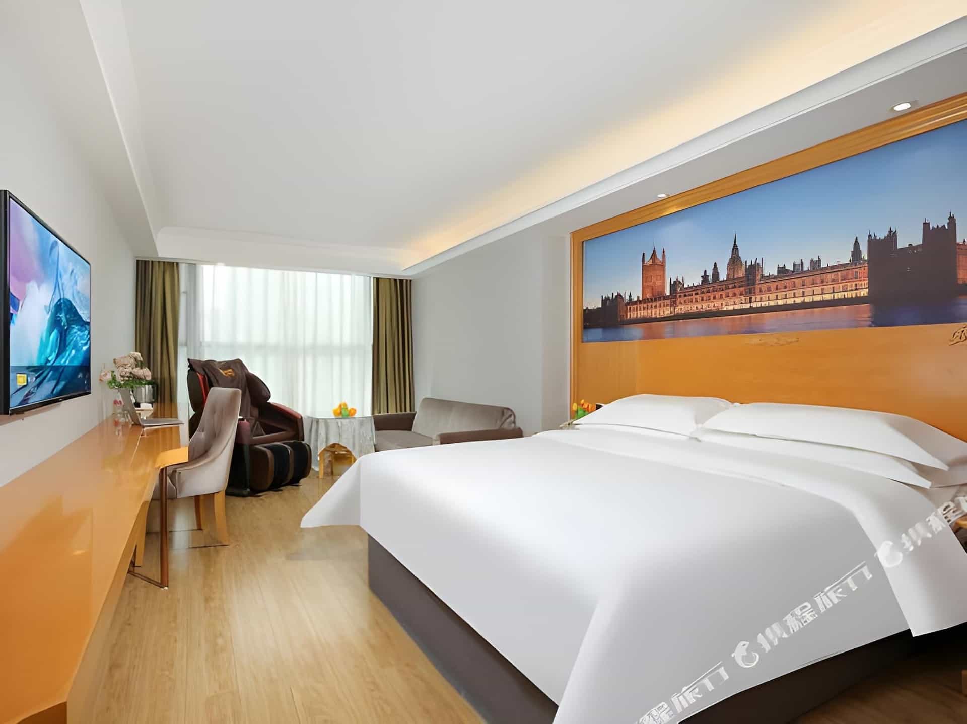 Vienna Hotel Chengdu Taikoo Li Chunxi Road Pedestrian Street Vienna Hotel Chengdu Taikoo Li Chunxi Road Pedestrian Street
