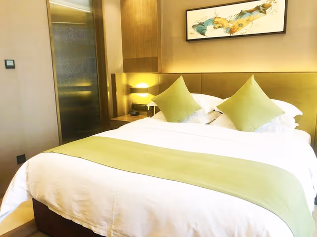 Superior Room, 1 King Bed, Non Smoking