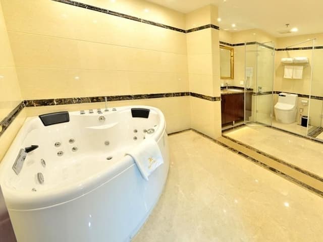 GTI - Oriental Executive Suite