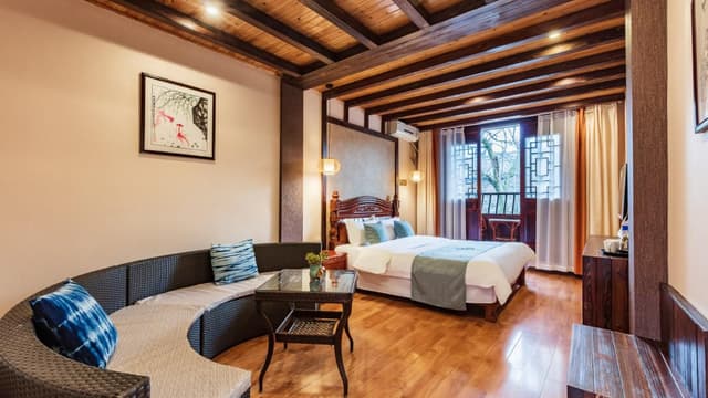Floral - Guanjing Queen Room