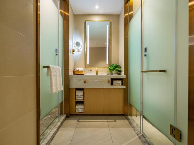 James Joyce - Chunxiang Bed Room