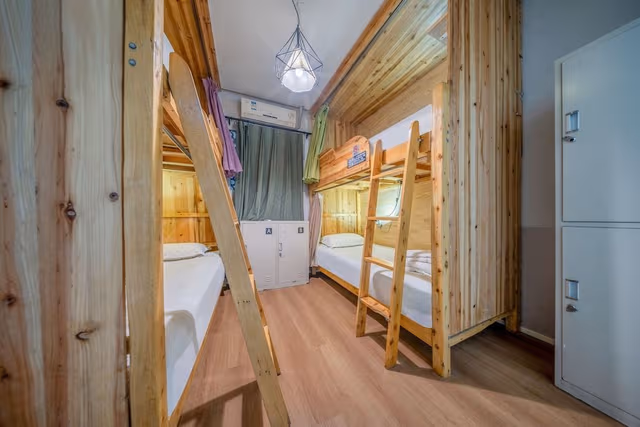 Comfort Quadruple Room, Mixed Dorm