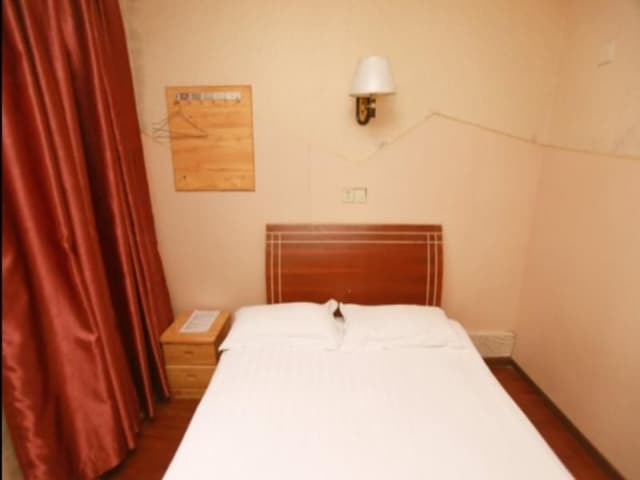 Economy Queen Room - Annex