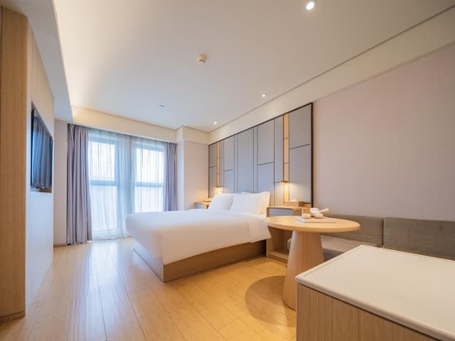 Huazhu - Superior BedRoom