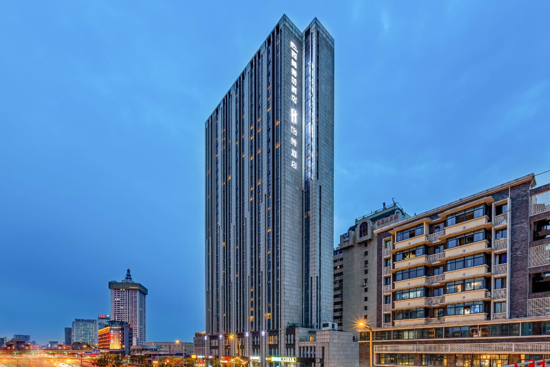Theme Yite Hotel Chengdu Kuanzhai Alley Provincial Hospital Theme Yite Hotel Chengdu Kuanzhai Alley Provincial Hospital