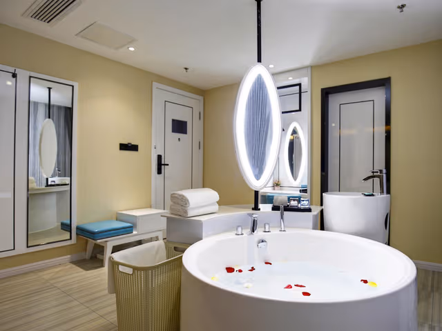Xana -Romantic Bed Room